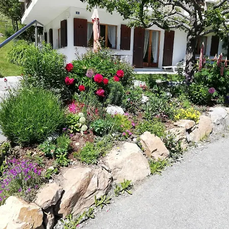 Waldrand Appartement Inden